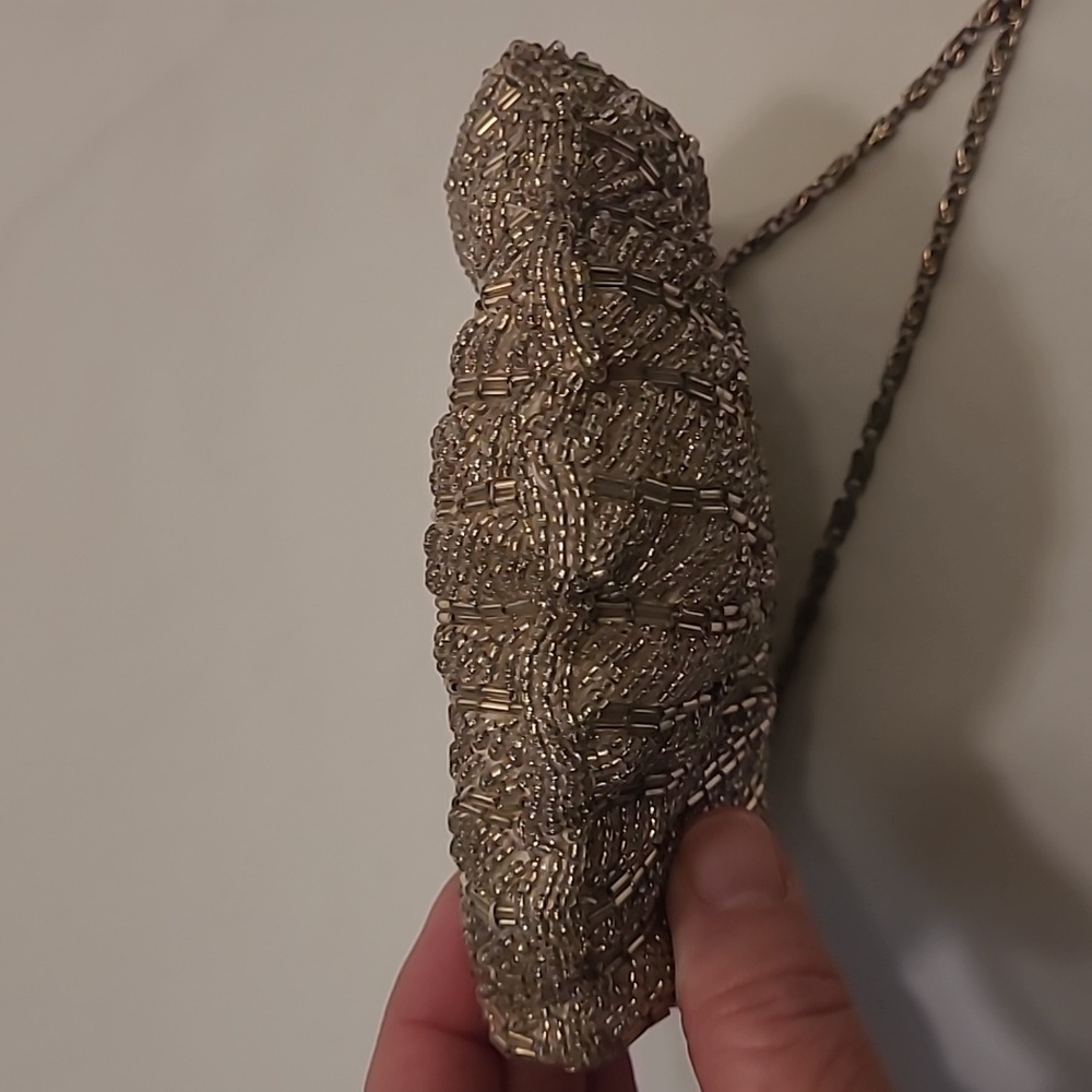 Vintage Shell Shaped Beaded Bag with Satin Lining Long Silver Tone Chain - Picture 11 of 13